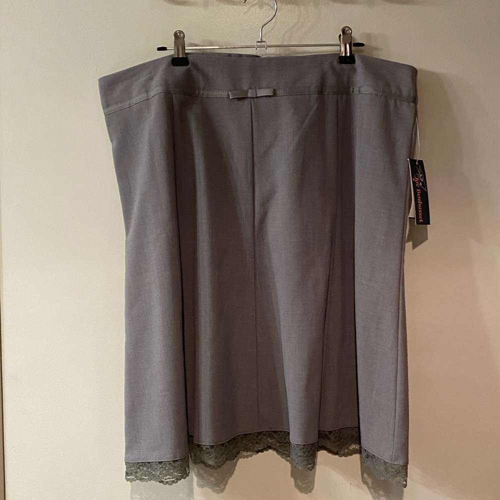 NWT Gray Joe Benbasset Skirt with Lace and Bow